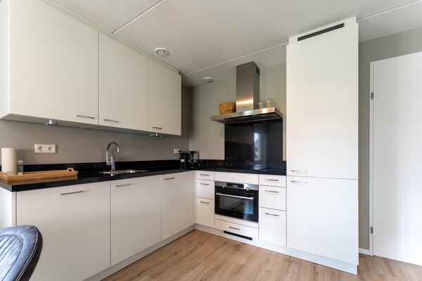 Keuken - Comfort aan zee nabij Scherpenisse in Scherpenisse (4)