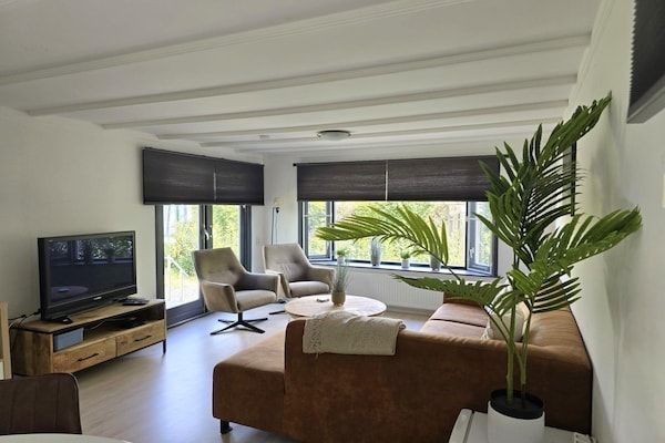 De Veluwse Eekhoorn in Garderen - Foto 2 van 38