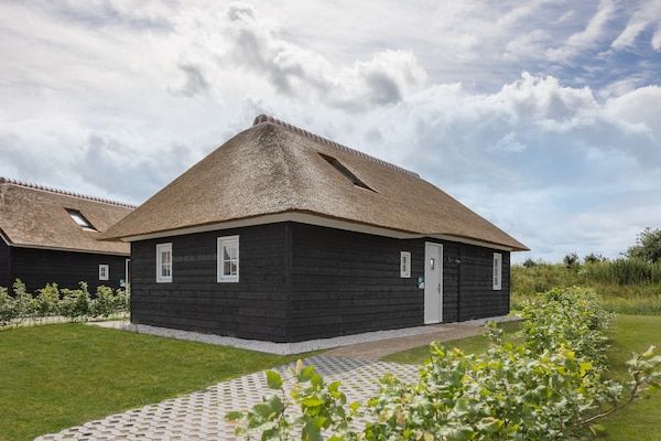 Vakantiepark De Heihorsten 3 in Someren - Foto 1 van 40