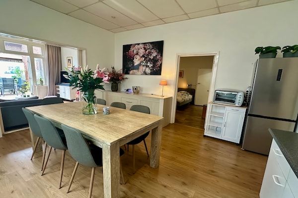 Eetkamer - Stadsappartement Groenlo met terras in Groenlo (4)