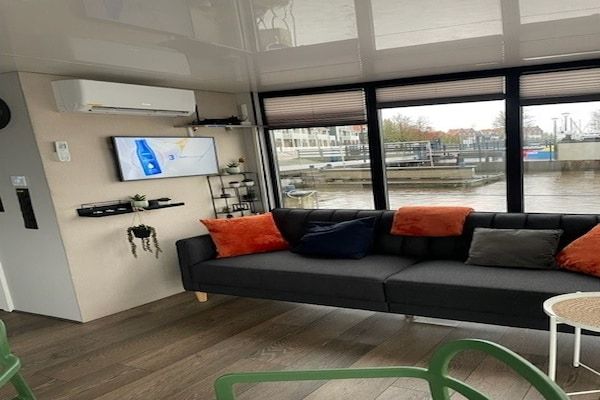 Marina Sunrise in Volendam - Foto 43 van 43