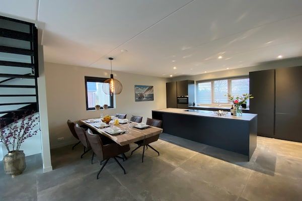 Watervilla Fjirtjin in Balk - Foto 2 van 38