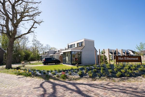 Buitenkant - Vakantiehuis op Texel met Serre in De Cocksdorp (3)