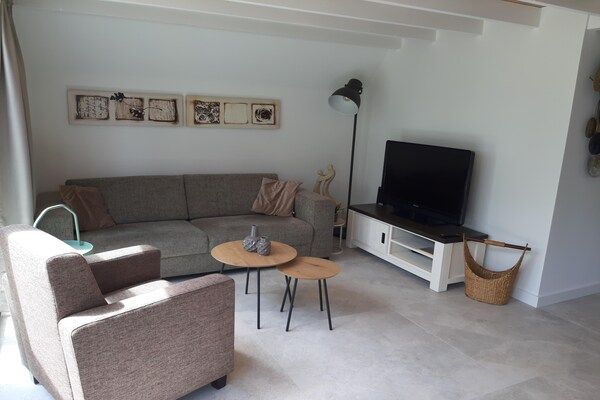 Vakantiehuis DJEZ in Tuitjenhorn - Foto 2 van 40