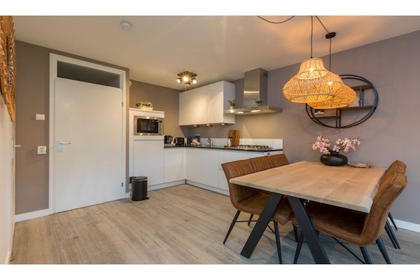 Keuken - Appartement in Zoutelande bij het Strand in Zoutelande (4)