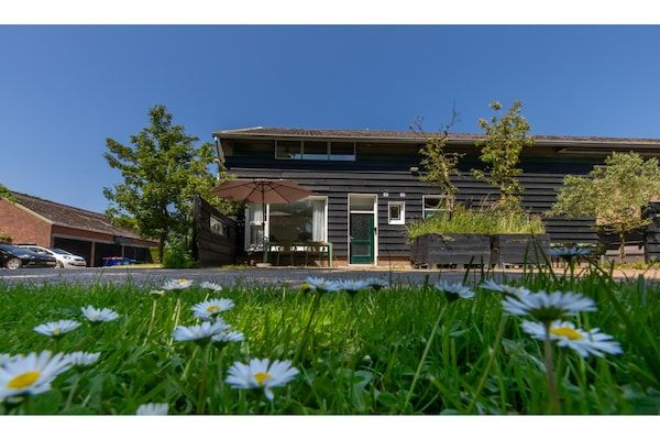 Appartement - Kon Emmaweg 6  beneden app in Vrouwenpolder - Foto 1 van 40