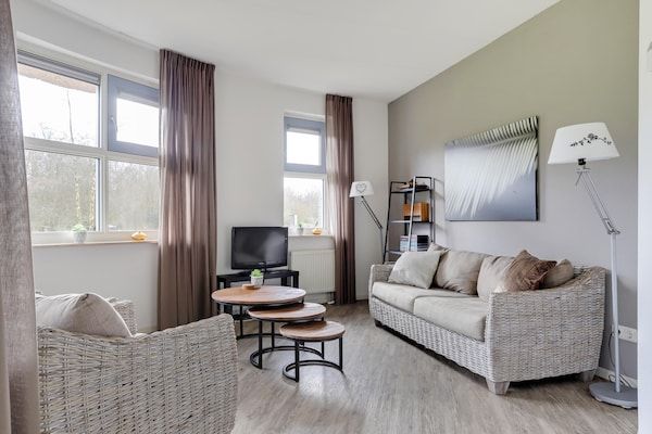 Villa Zonnewijzer in Noordwolde - Foto 1 van 40