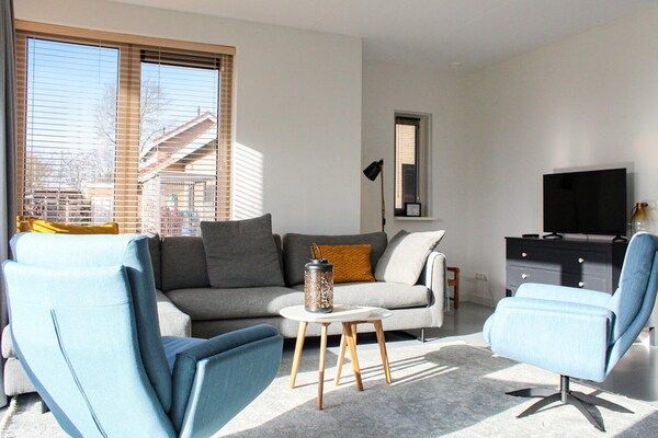 Recreatiepark Idskenhuizen 8 in Idskenhuizen - Foto 1 van 41