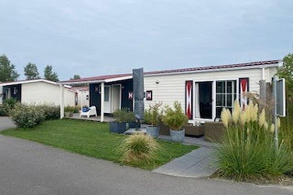 Vakantiepark Duinzicht 9 in Koudekerke - Foto 1 van 41