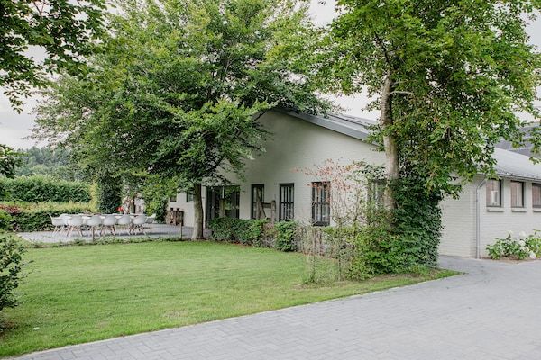 Dorpswoning De Volbloed in Leende - Foto 1 van 40