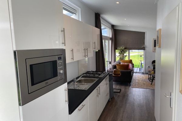 Recreatiepark Rhederlaagse Meren 14 in Lathum - Foto 2 van 40