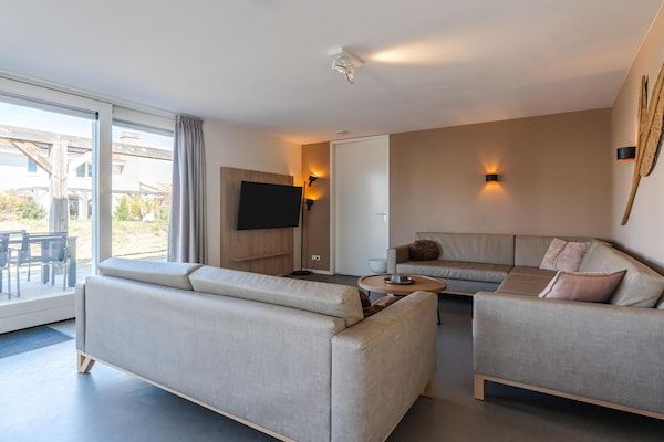 Woonkamer - Villa bij Noordwijk Strand in Noordwijkerhout (2)