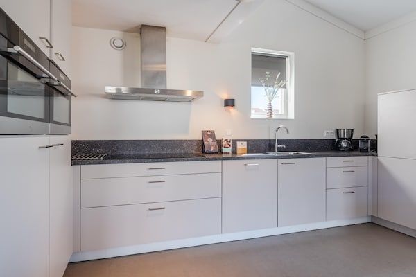 Keuken - Villa bij Noordwijk Strand in Noordwijkerhout (4)