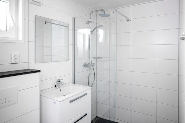 Badkamer - Lodge in Schaijk met omheinde tuin in Schaijk (4)