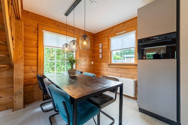 Casa Azul Finse stijl vakantiewoning 6pax aan het Zuidlaardermeer in Groningen - Foto 2 van 40