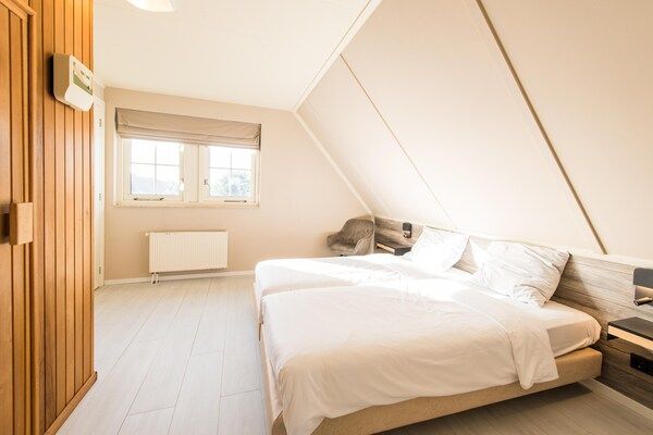 Vakantiepark Boomhiemke 18 in Hollum - Foto 1 van 40