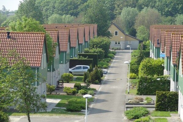 Buitenkant - Vakantiehuis in Zeeland met tuin in Wemeldinge (5)