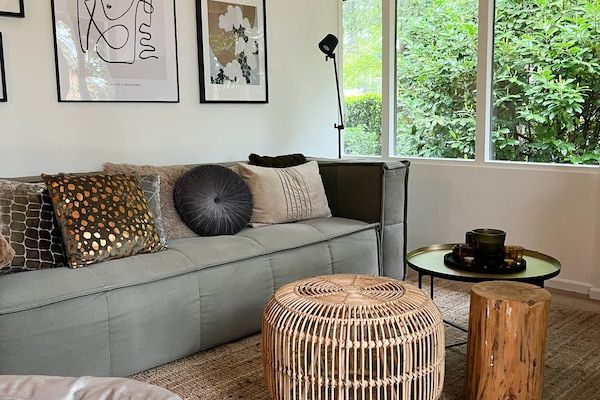 Dutch Cabin Houses 24 in Rheezerveen - Foto 1 van 36