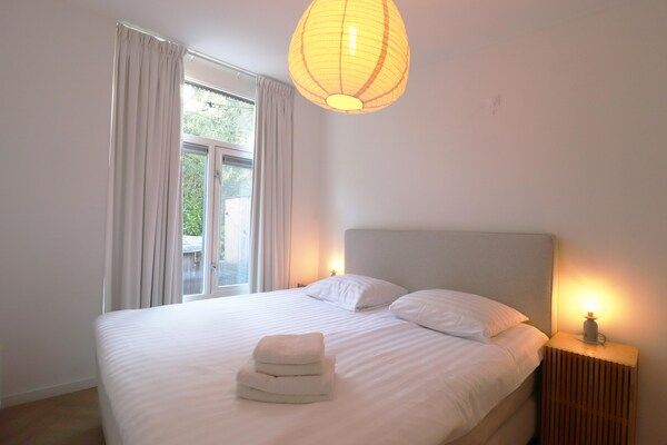 Slaapkamer - Vakantiehuis in Zelhem met Bos en Hottub in Zelhem (3)