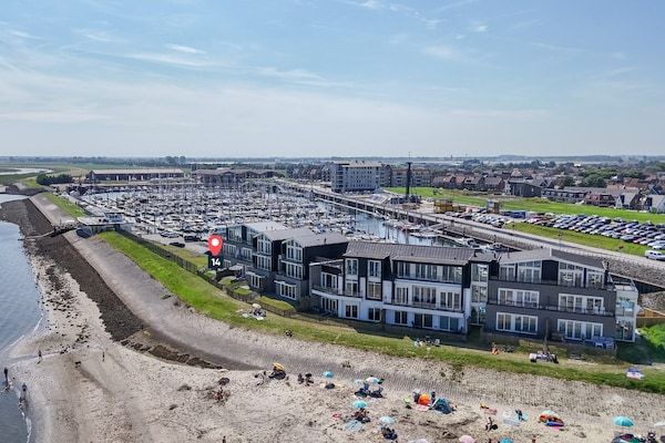 Havenweg 8-14 in St. Annaland - Foto 2 van 86