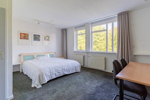 Slaapkamer - Appartement in Alkmaar met zeestrand in Alkmaar (5)