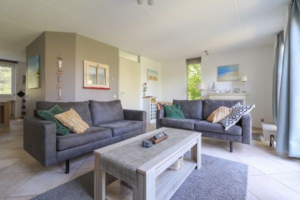 Beach Resort Makkum 26 in Makkum - Foto 2 van 40