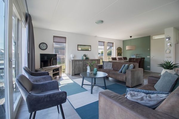 Beach Resort Makkum 35 in Makkum - Foto 2 van 40