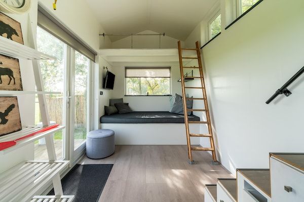 Tiny House in Burgerbrug - Foto 2 van 40