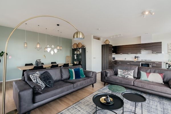 Scheveningen Harbour 80B in Scheveningen - Foto 1 van 40