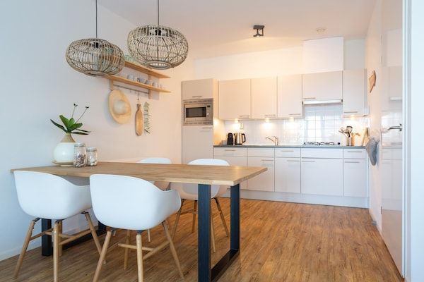 Scheveningen Harbour 76 in Den Haag - Foto 2 van 40