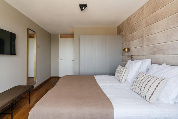 Slaapkamer - Prachtig appartement aan het strand in Den Haag (4)
