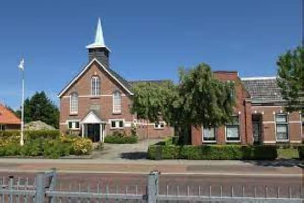 Twee Glamour tenten "Kreas" en "Smuk" naast elkaar in Twijzel - Foto 1 van 40