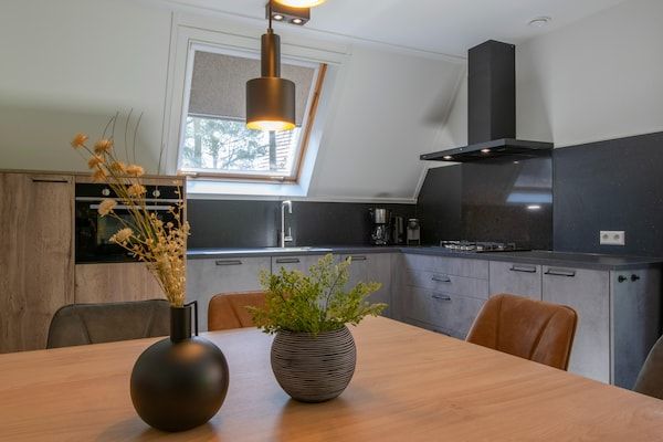 Keuken - Vakantiehuis bij De Biesbosch en Breda in Oosterhout (5)