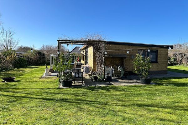 Bungalow de Bolhoed in De Cocksdorp - Foto 2 van 12