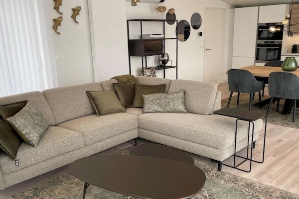 Water Resort Oosterschelde 68 in Wemeldinge - Foto 2 van 40