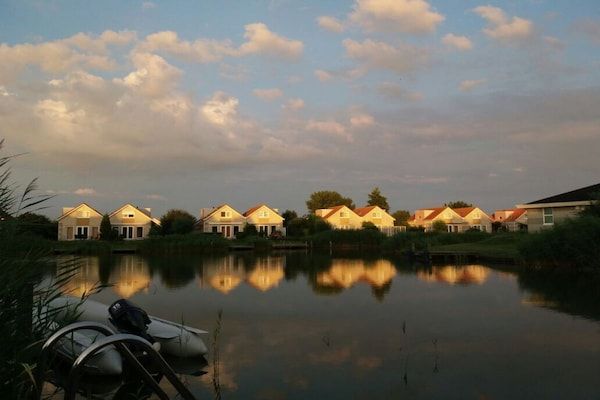 135817 in Makkum - Foto 2 van 25