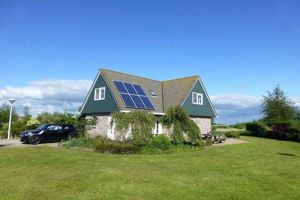 280012 in Makkum - Foto 1 van 26