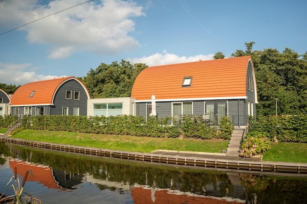 Waterpark De Bloemert 19 in Midlaren - Foto 1 van 35