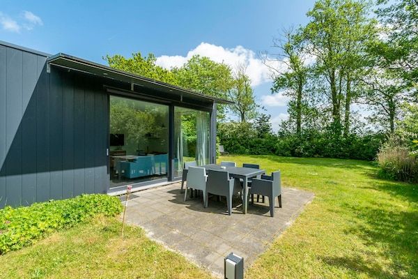 Park - Bungalow bij strand en bollenvelden in Sint Maartensvlotbrug (1)