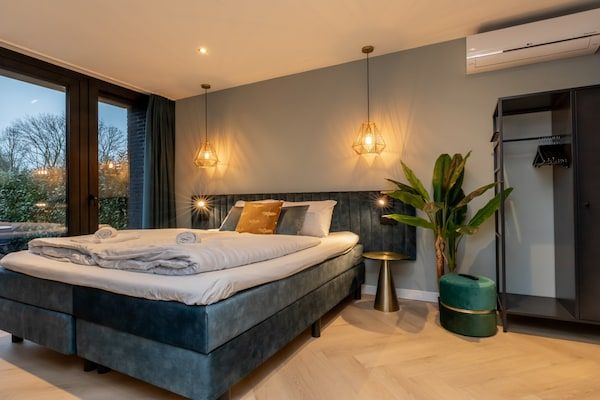 Slaapkamer - Knus Huis in Koudekerke bij het Strand in Koudekerke (3)