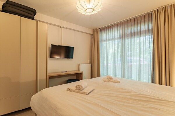Slaapkamer - Appartement in Zoutelande bij het strand in Zoutelande (5)