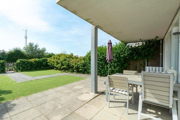 Terras - Appartement in Groote Keeten bij Strand in Groote Keeten (5)