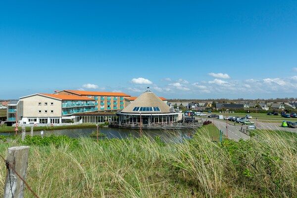 Buitenkant - Appartement aan Zee Huisdiervriendelijk in Julianadorp aan Zee (1)