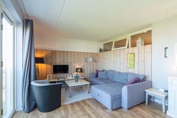 Strandslag 193 in Julianadorp aan Zee - Foto 2 van 38