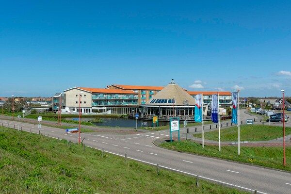 Buitenkant - Gezellig verblijf nabij de duinen in Julianadorp aan Zee (1)
