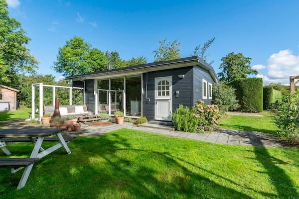 Eureka 109 in Sint Maartensvlotbrug - Foto 1 van 27