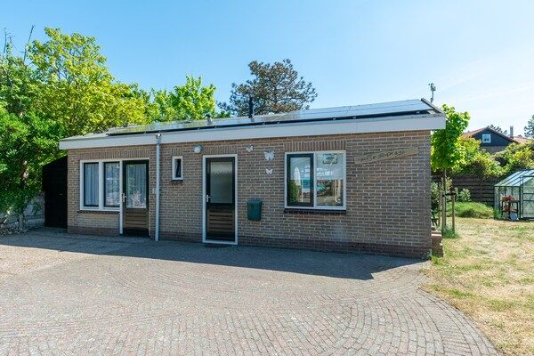 Buitenkant - Vakantiehuis Effe Sprage in Callanstoog Centrum in Callantsoog (1)