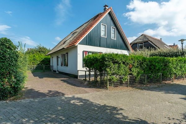 De Buitenplaats 100 in Callantsoog - Foto 1 van 27