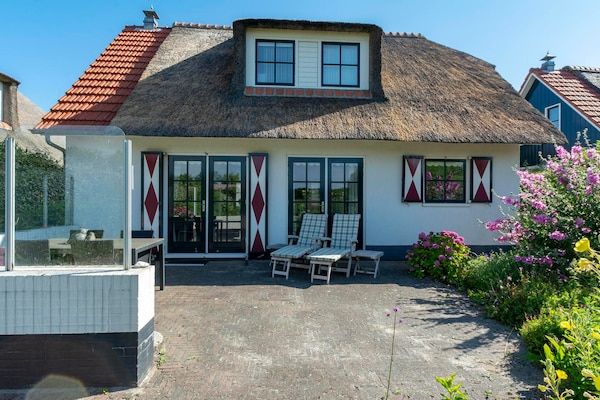 De Buitenplaats 16 in Callantsoog - Foto 1 van 34