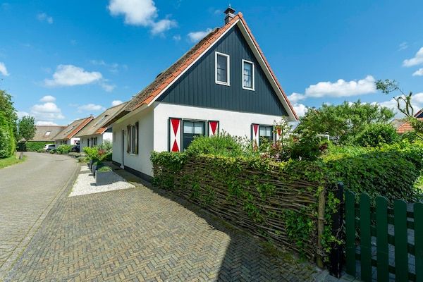 De Buitenplaats 62 in Callantsoog - Foto 1 van 31